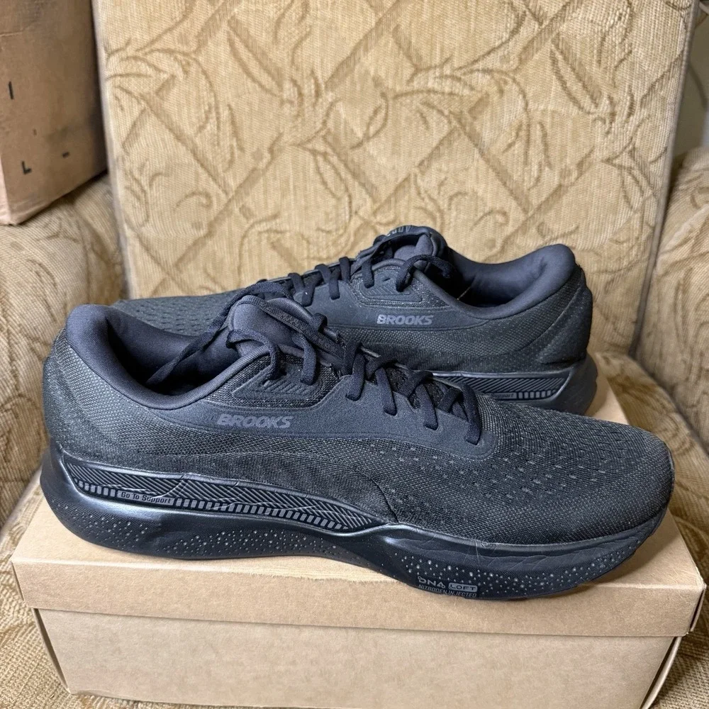 Brooks Adrenaline GTS 24 Black Ebony 1104371D020 Men's Size 14